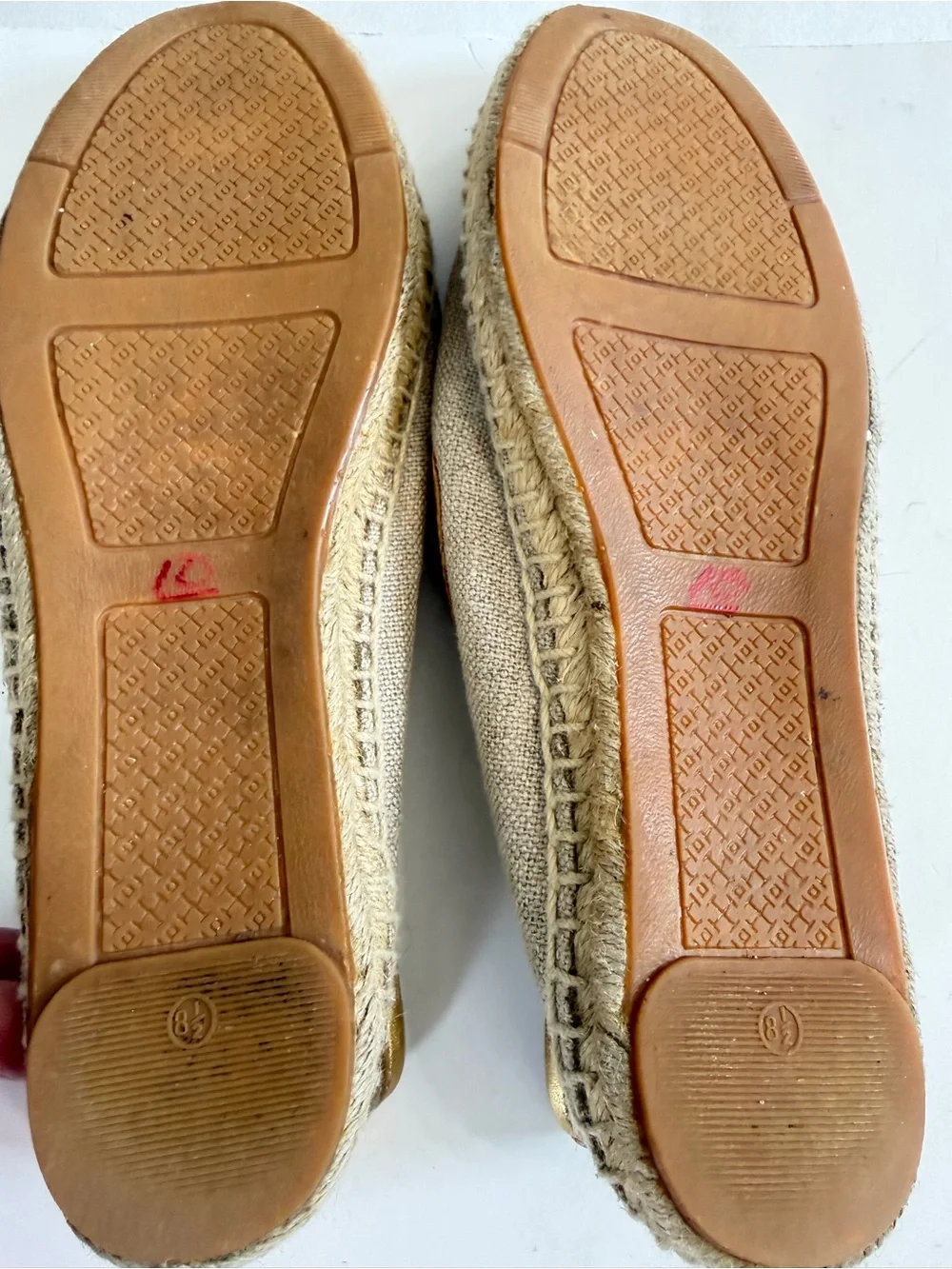 TORY BURCH Women's size 8.5 Espadrilles Gold Flats CACTUS CHILLE PEPPER Loafers